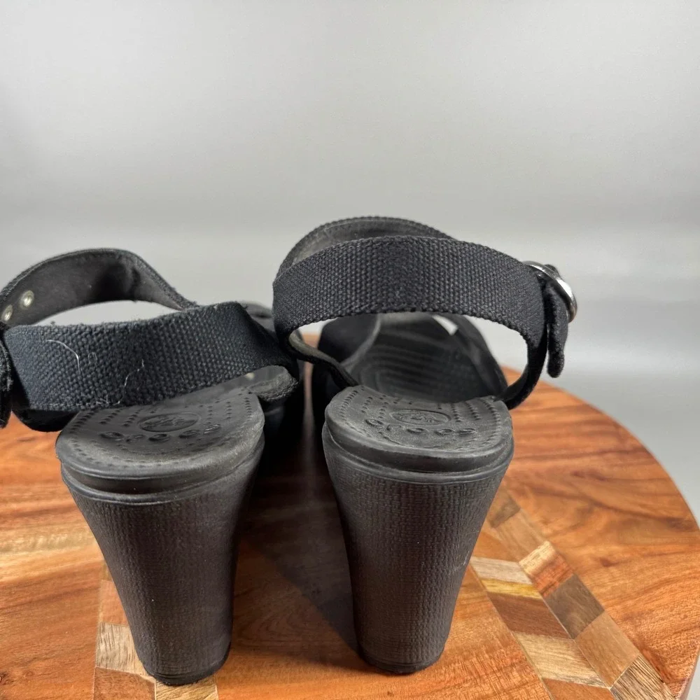 Crocs Leigh Wedge Sandals Black Canvas Ankle Strap Platform Womens Size 10
